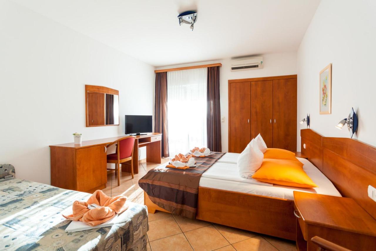 Guesthouse Villa Adria Malinska Extérieur photo